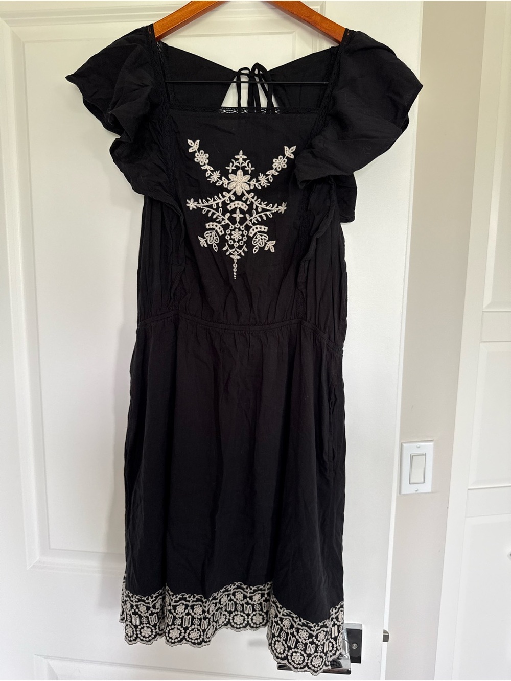 Old Navy Black Dress with White Floral Embroidery